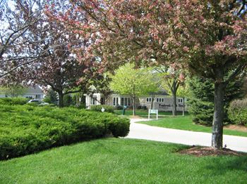 Pembrook Place Apartments - Professional Landscaping